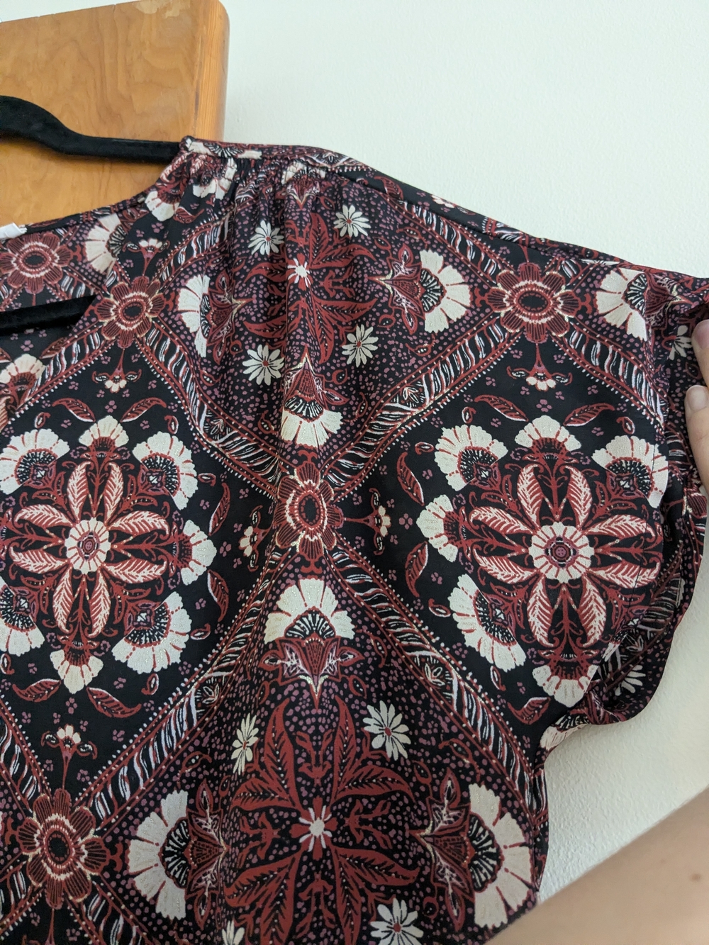 Maurices Black & Brown Floral Medallion Short-Sleeve Button Down Top - Picture 4 of 10